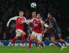 欧冠：2-0，马丁内利(lì)、萨卡利(lì)剑出鞘，阿森納(nà)完胜希超豪门+2连胜