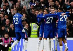 英超豪門(mén)强勢(shì)挺进欧冠区，22岁后卫大爆发：独造兩(liǎng)球荣膺全场最佳