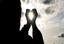 慕尼黑有意重返欧冠决赛舞台：安(ān)联球(qiú)场的(de)申办背后是怎样的(de)故事？