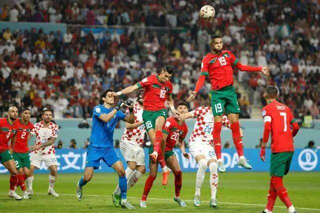 欧冠(guān)：布鲁日 vs 摩(mó)纳哥(gē):盘口“退烧”的猫鼠(shǔ)游戏