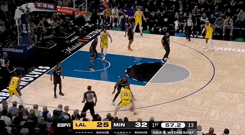 湖(hú)人絕(jué)殺(shā)！裡(lǐ)夫斯压哨絕(jué)殺(shā)！排队给拉拉维亚道歉...