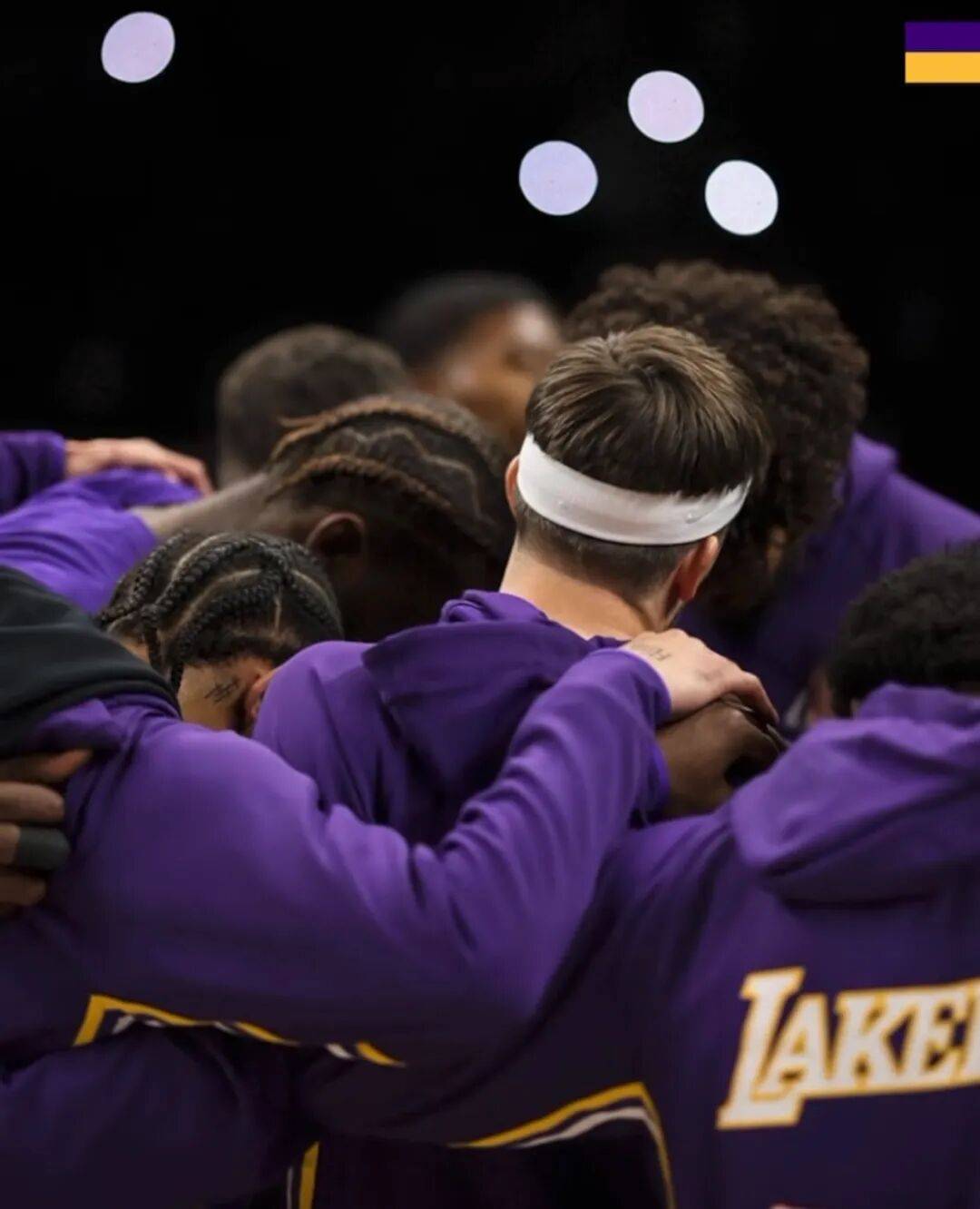 湖(hú)人絕(jué)殺(shā)！裡(lǐ)夫斯压哨絕(jué)殺(shā)！排队给拉拉维亚道歉...