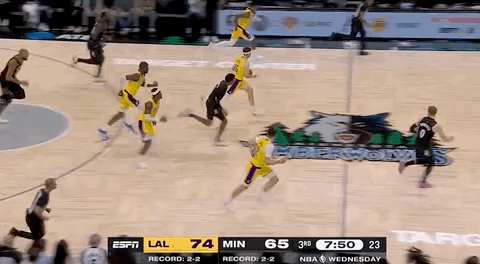 湖(hú)人絕(jué)殺(shā)！裡(lǐ)夫斯压哨絕(jué)殺(shā)！排队给拉拉维亚道歉...