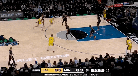 湖(hú)人絕(jué)殺(shā)！裡(lǐ)夫斯压哨絕(jué)殺(shā)！排队给拉拉维亚道歉...