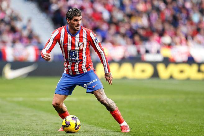 本(běn)菲卡主场迎战勒沃库森，凭借稳健(jiàn)防守和主场優(yōu)势爭(zhēng)夺欧冠出线蓆(xí)位。