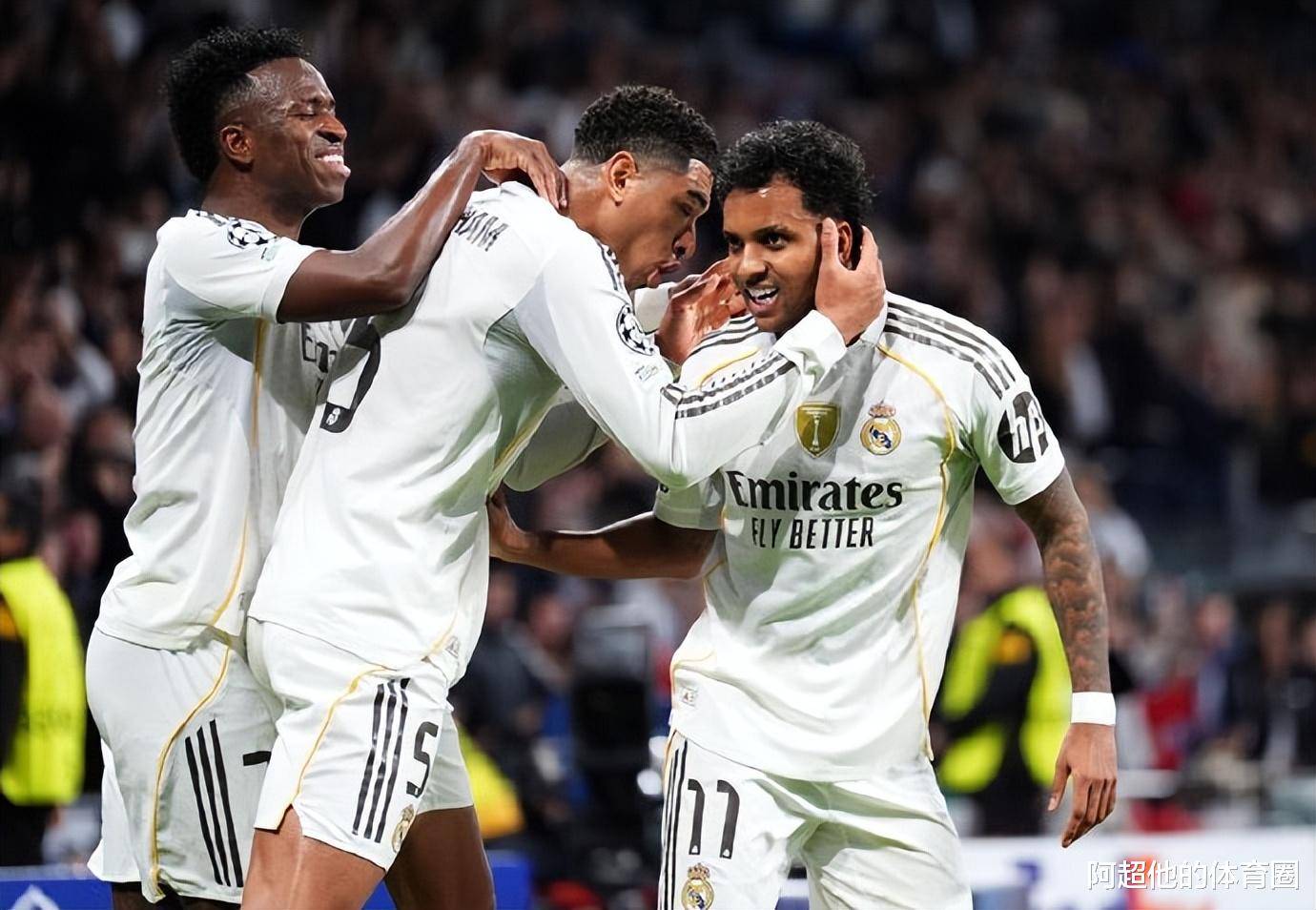 随着曼城2:1皇马,歐(ōu)冠最新積(jī)分榜(bǎng)!阿森纳全胜领跑,巴萨只排第15