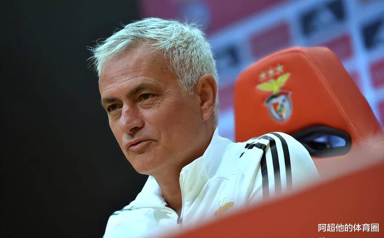 随着曼城2:1皇马,歐(ōu)冠最新積(jī)分榜(bǎng)!阿森纳全胜领跑,巴萨只排第15