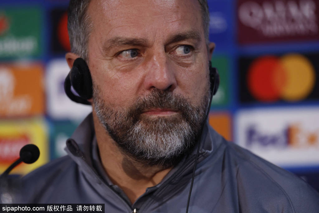 弗里克执教生涯欧冠首次不敵(dí)英格(gé)蘭(lán)球队，此前(qián)4战全胜