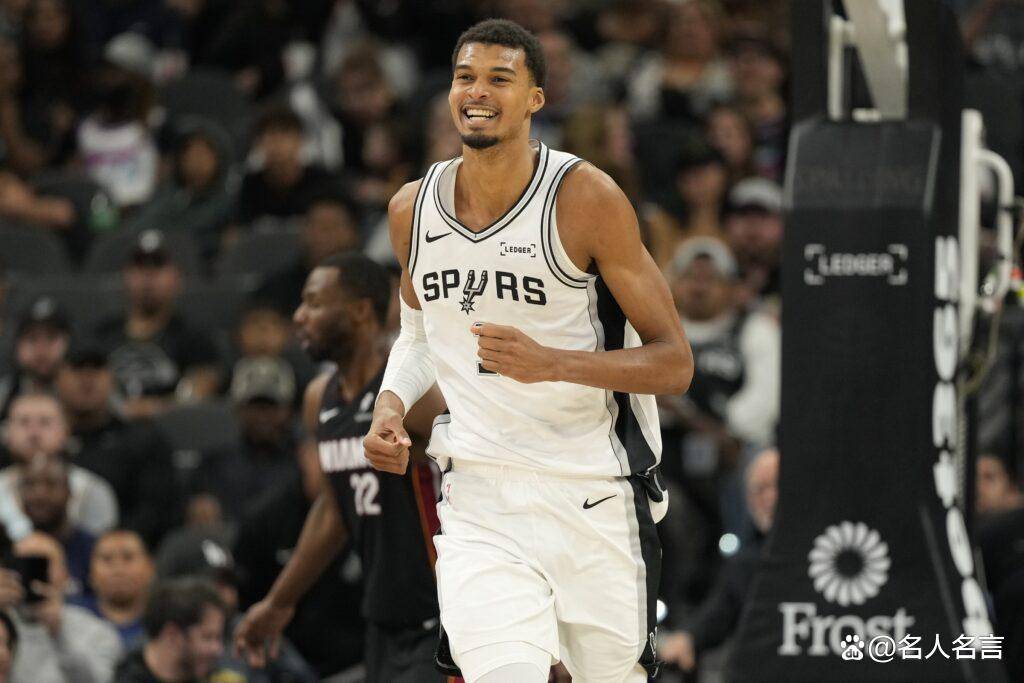 首月战罢,2025-26赛季NBA首期最佳阵容出(chū)炉