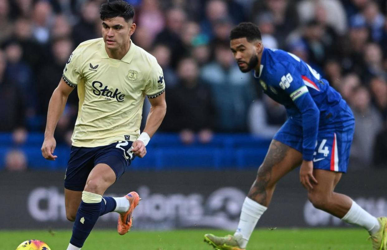 英超豪門(mén)强勢(shì)挺进欧冠区，22岁后卫大爆发：独造兩(liǎng)球荣膺全场最佳