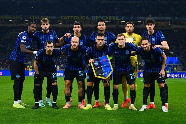 欧冠1-0！利物浦小胜国米(mǐ)！索(suǒ)博点球(qiú)绝杀制胜，没萨拉赫(hè)照样赢球(qiú)